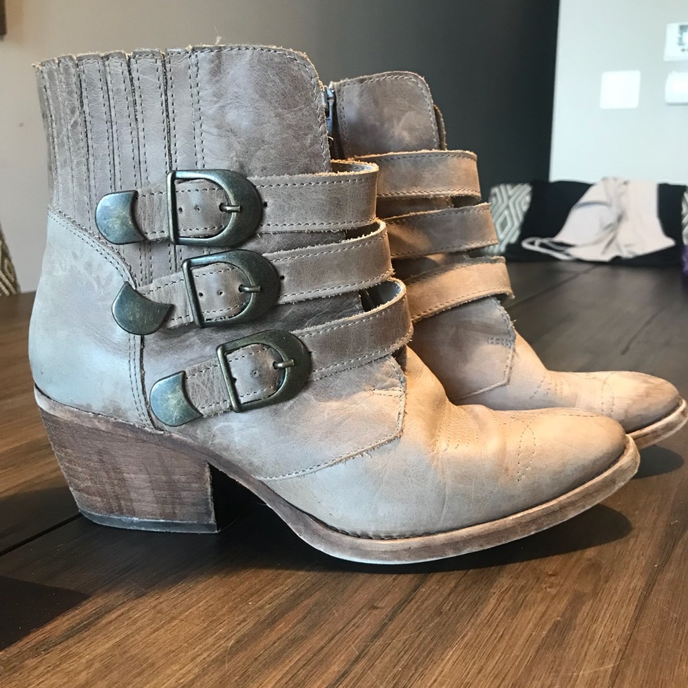 Steve Madden Booties